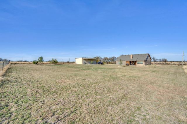 571 County Road 2830, Decatur, TX 76234