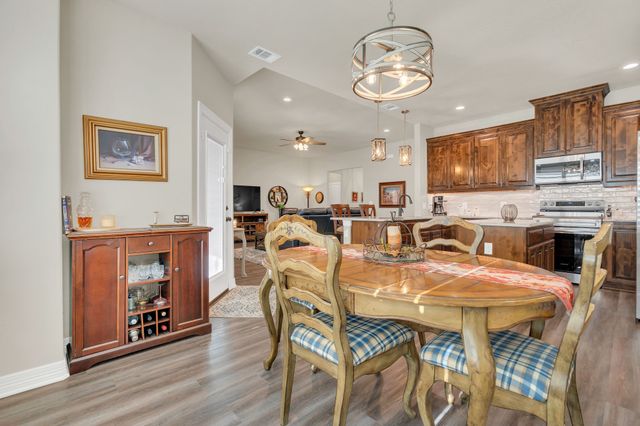 571 County Road 2830, Decatur, TX 76234