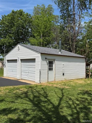 701 Forster Street, Farmington, MO 63640