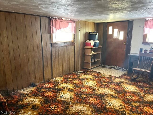 289 Canton Road, Wintersville, OH 43953