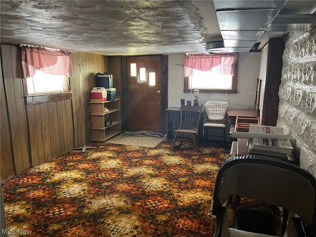 289 Canton Road, Wintersville, OH 43953