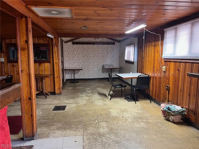 289 Canton Road, Wintersville, OH 43953