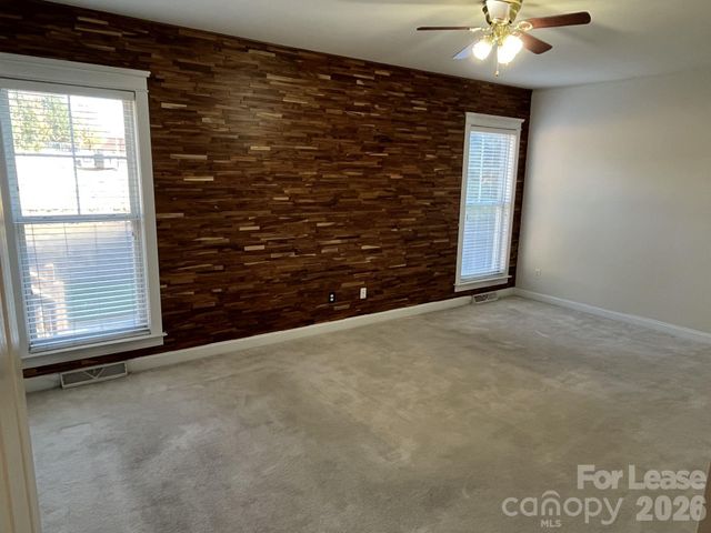 3044 Parker Green Trail, Charlotte, NC 28269