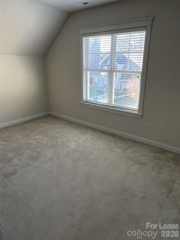 3044 Parker Green Trail, Charlotte, NC 28269