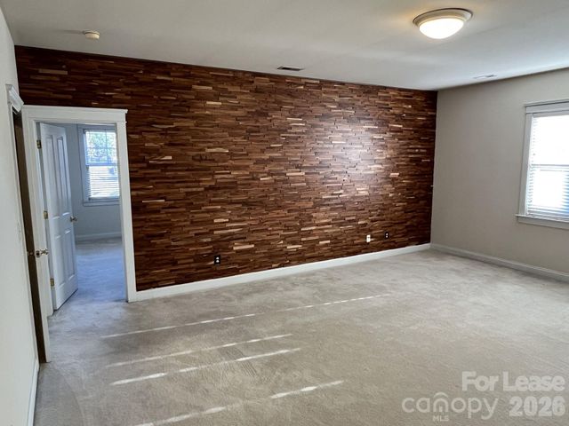 3044 Parker Green Trail, Charlotte, NC 28269