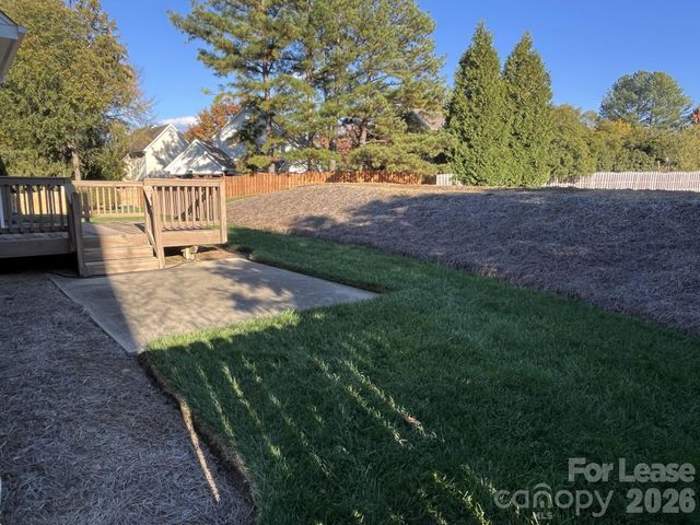 3044 Parker Green Trail, Charlotte, NC 28269