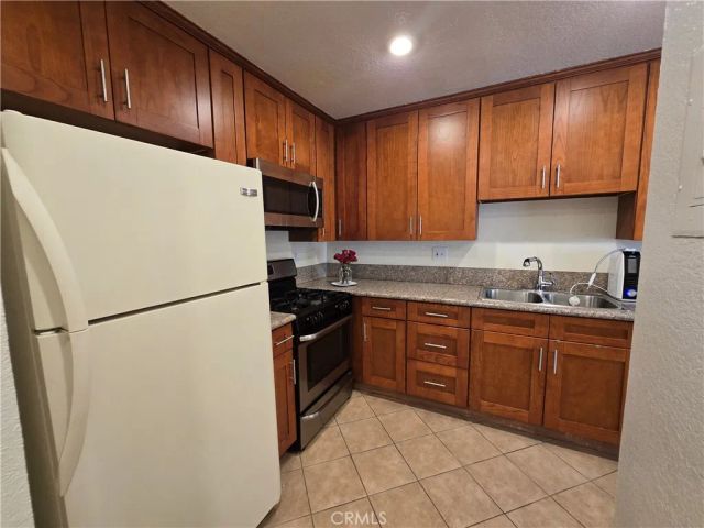 420 Golden Springs C, Diamond Bar, CA 91765