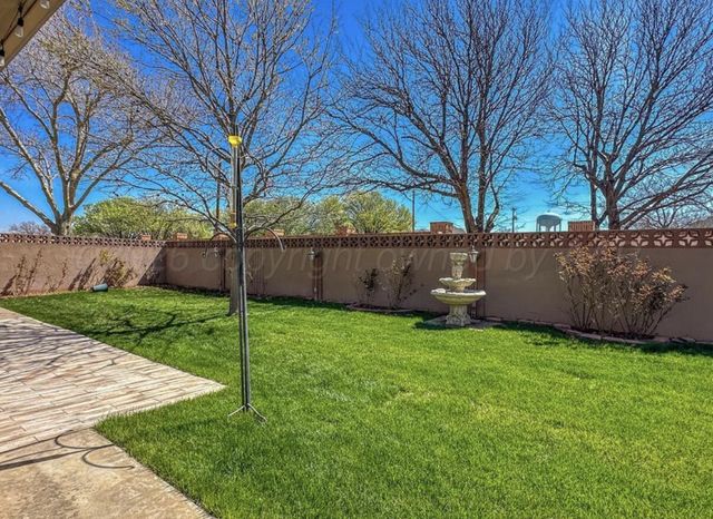 104 Timberlake Court, Borger, TX 79007