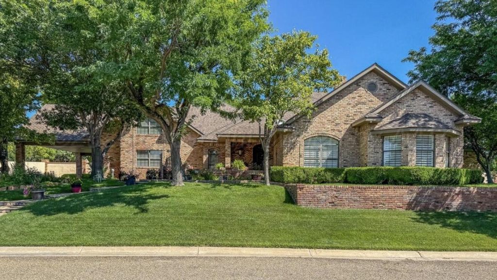 104 Timberlake Court, Borger, TX 79007