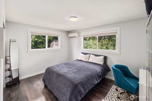 11102 126th Avenue NE, Kirkland, WA 98033