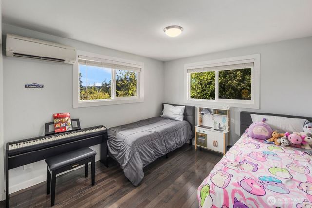 11102 126th Avenue NE, Kirkland, WA 98033