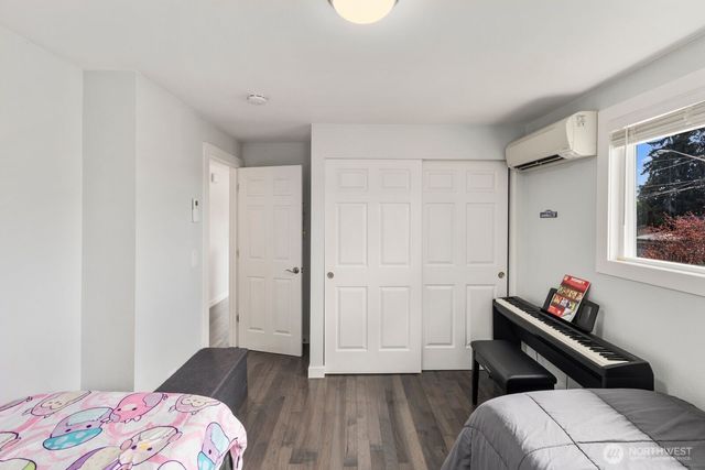 11102 126th Avenue NE, Kirkland, WA 98033