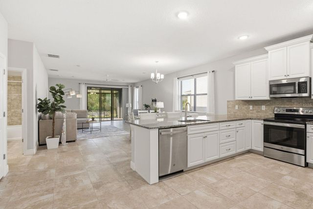11392 WEAVER HOLLOW ROAD, New Port Richey, FL 34654
