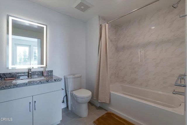 18900 Parthenia Street 315, Northridge, CA 91324