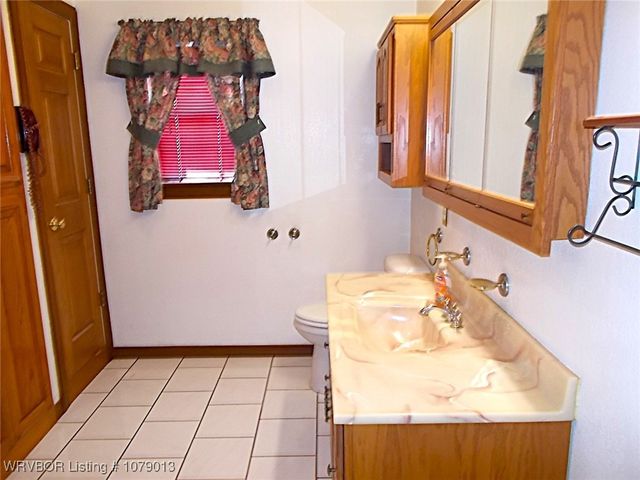 804 Fuller Avenue, Pocola, OK 74902