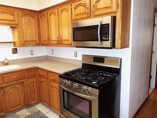 804 Fuller Avenue, Pocola, OK 74902