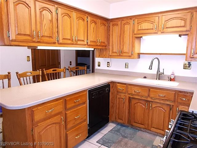 804 Fuller Avenue, Pocola, OK 74902