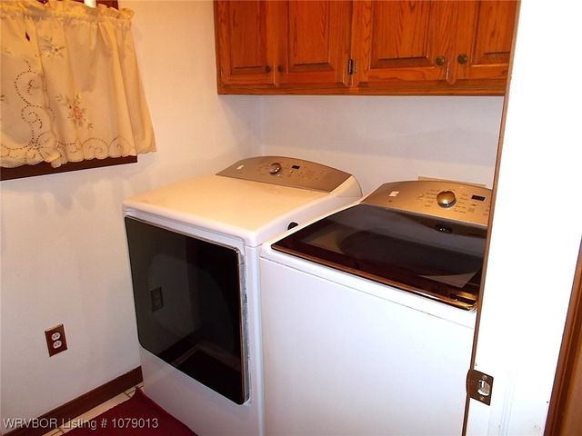 804 Fuller Avenue, Pocola, OK 74902