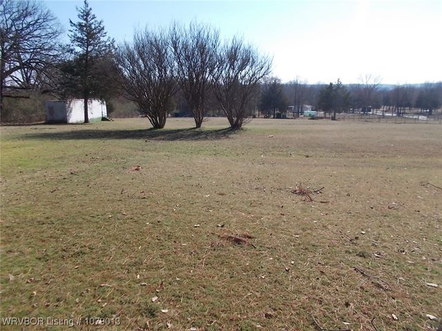 804 Fuller Avenue, Pocola, OK 74902