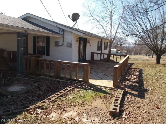 804 Fuller Avenue, Pocola, OK 74902
