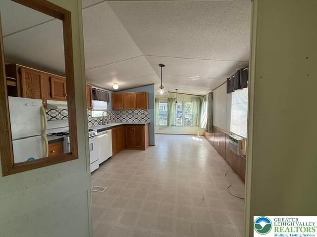 74 Easy Street, Allen Twp, PA 18067