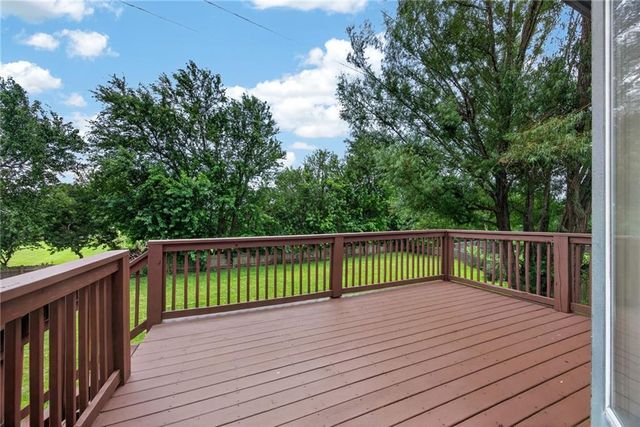 15570 S ALDEN Street, Olathe, KS 66062