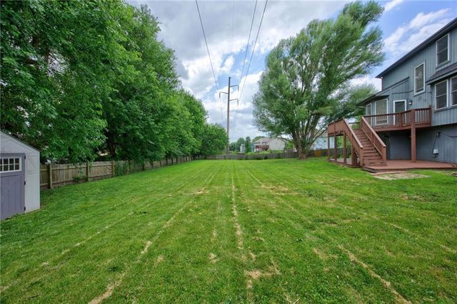 15570 S ALDEN Street, Olathe, KS 66062