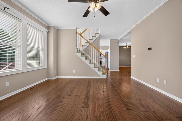 15570 S ALDEN Street, Olathe, KS 66062