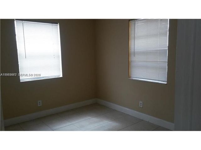 1013 Foster Rd 1, Hallandale Beach, FL 33009