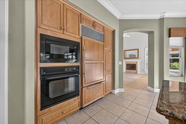 11 W Jordan Avenue, Clovis, CA 93611