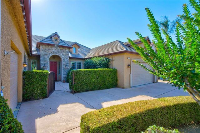 11 W Jordan Avenue, Clovis, CA 93611