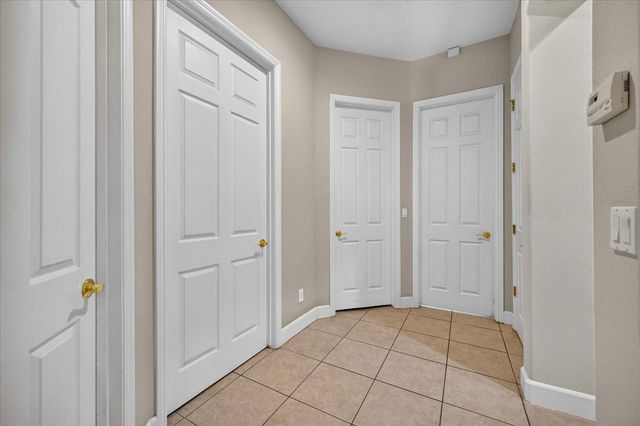 11 W Jordan Avenue, Clovis, CA 93611