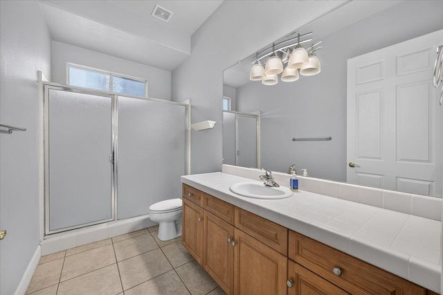 11 W Jordan Avenue, Clovis, CA 93611