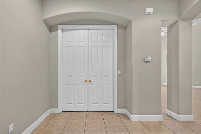 11 W Jordan Avenue, Clovis, CA 93611