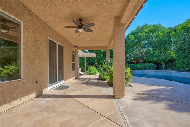 11 W Jordan Avenue, Clovis, CA 93611