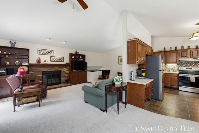 15967 Ryan Drive, Park Twp, MI 49424