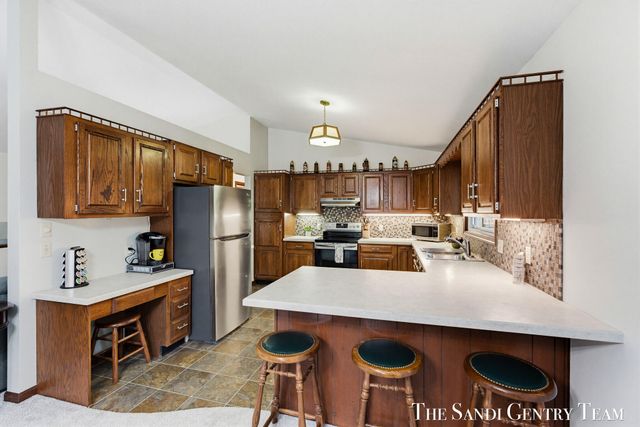 15967 Ryan Drive, Park Twp, MI 49424