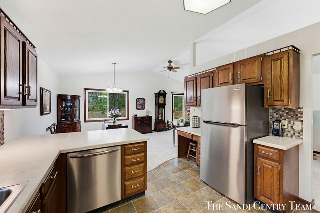 15967 Ryan Drive, Park Twp, MI 49424