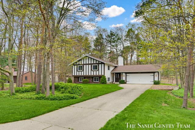 15967 Ryan Drive, Park Twp, MI 49424