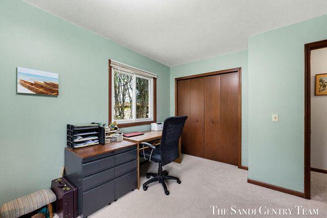 15967 Ryan Drive, Park Twp, MI 49424