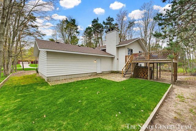 15967 Ryan Drive, Park Twp, MI 49424
