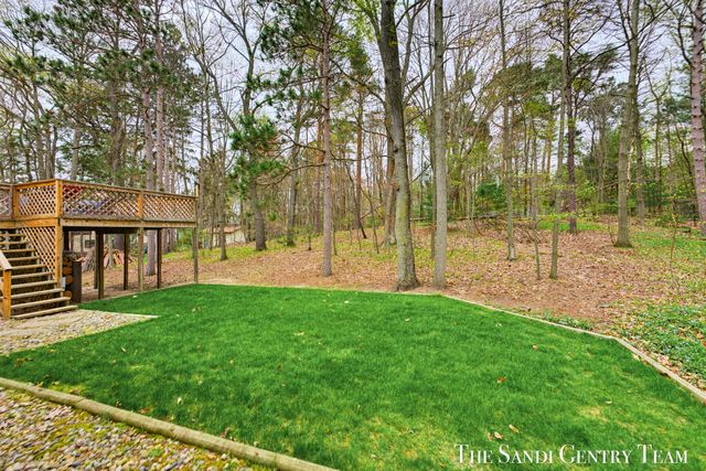 15967 Ryan Drive, Park Twp, MI 49424