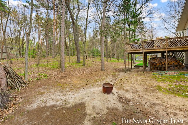 15967 Ryan Drive, Park Twp, MI 49424