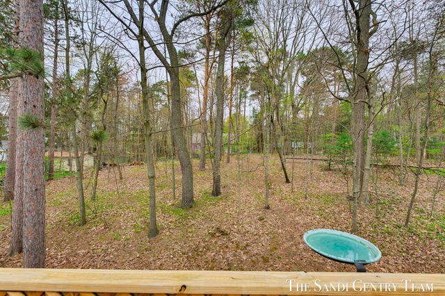 15967 Ryan Drive, Park Twp, MI 49424