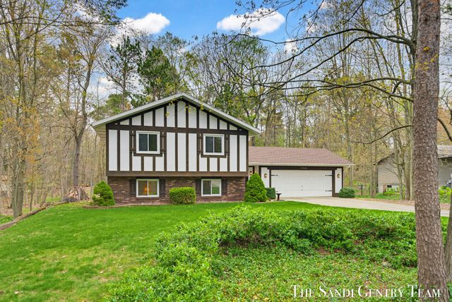 15967 Ryan Drive, Park Twp, MI 49424