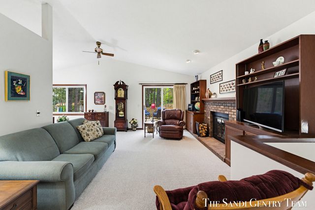 15967 Ryan Drive, Park Twp, MI 49424