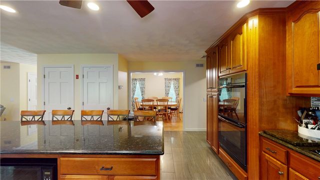 6 Forest Hill Drive, North Smithfield, RI 02896