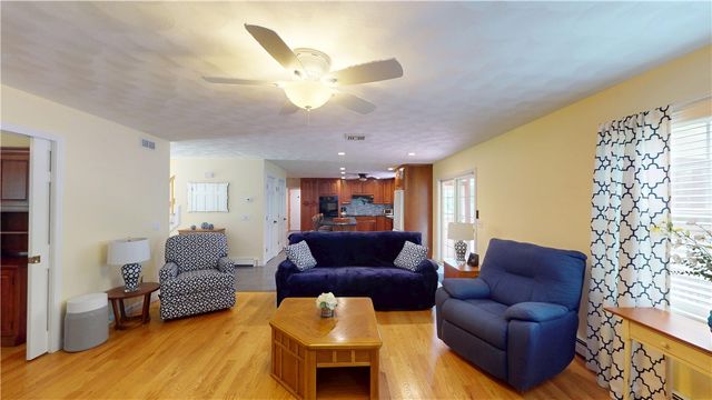 6 Forest Hill Drive, North Smithfield, RI 02896