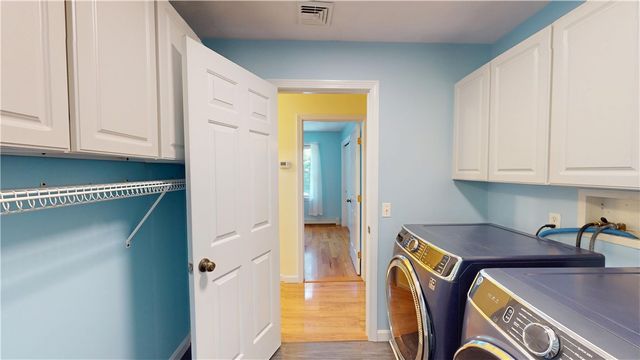 6 Forest Hill Drive, North Smithfield, RI 02896