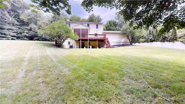 6 Forest Hill Drive, North Smithfield, RI 02896